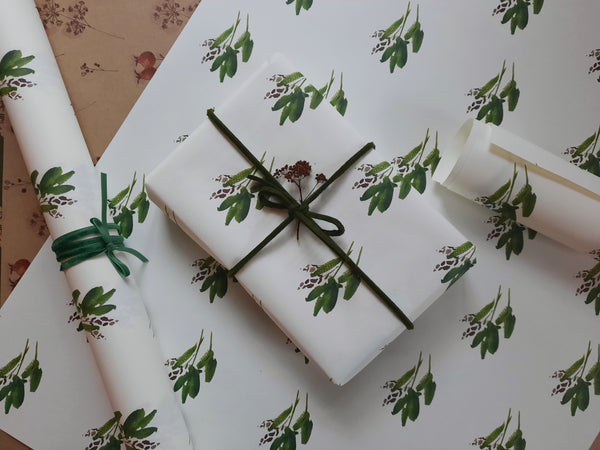 SET OF 3 pieces GREEN LEAVES pure white wrapping paper