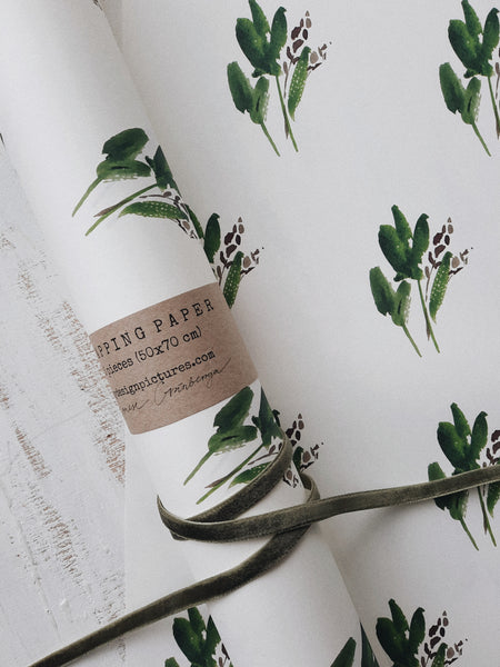 SET OF 3 pieces GREEN LEAVES pure white wrapping paper