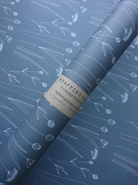 SET OF 3 pieces GRAPHICAL FLORAL white wrapping paper