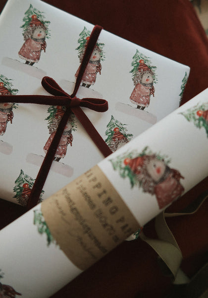 SET OF 3 pieces Hedgehogs white wrapping paper