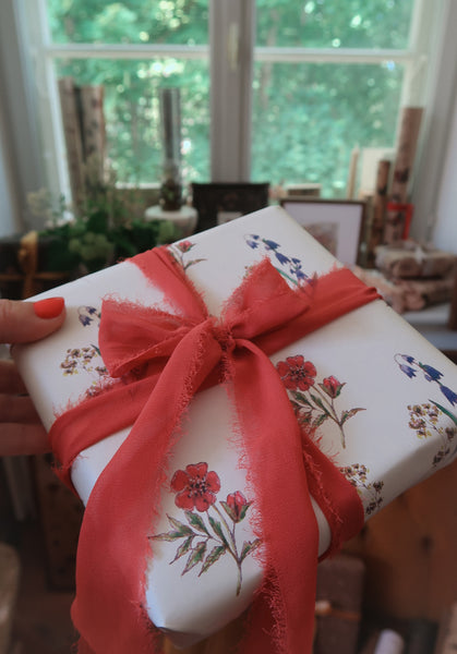 BLUE AND RED FLOWERS wrapping paper