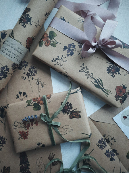 SET OF 3 pieces MEADOW FLOWERS kraft wrapping paper