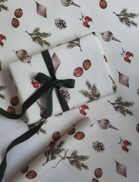 SET OF 3 pieces CHRISTMAS DECORS pure white wrapping paper